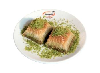 Fıstıklı Özel Kare Baklava