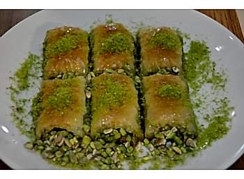 Fıstıklı Dürüm Baklava